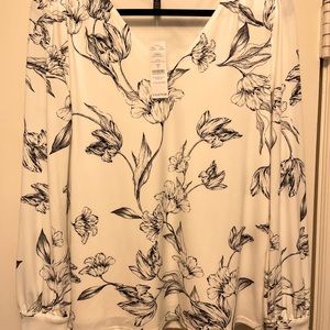 White House Black Market WHBM Blouse Stretch Jersey Long Sleeves Brand New S